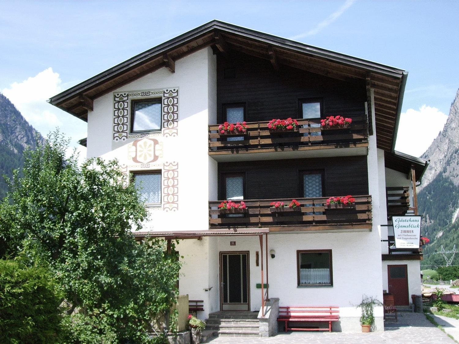Hotel Haus Gamsblick Umhausen Esterno foto