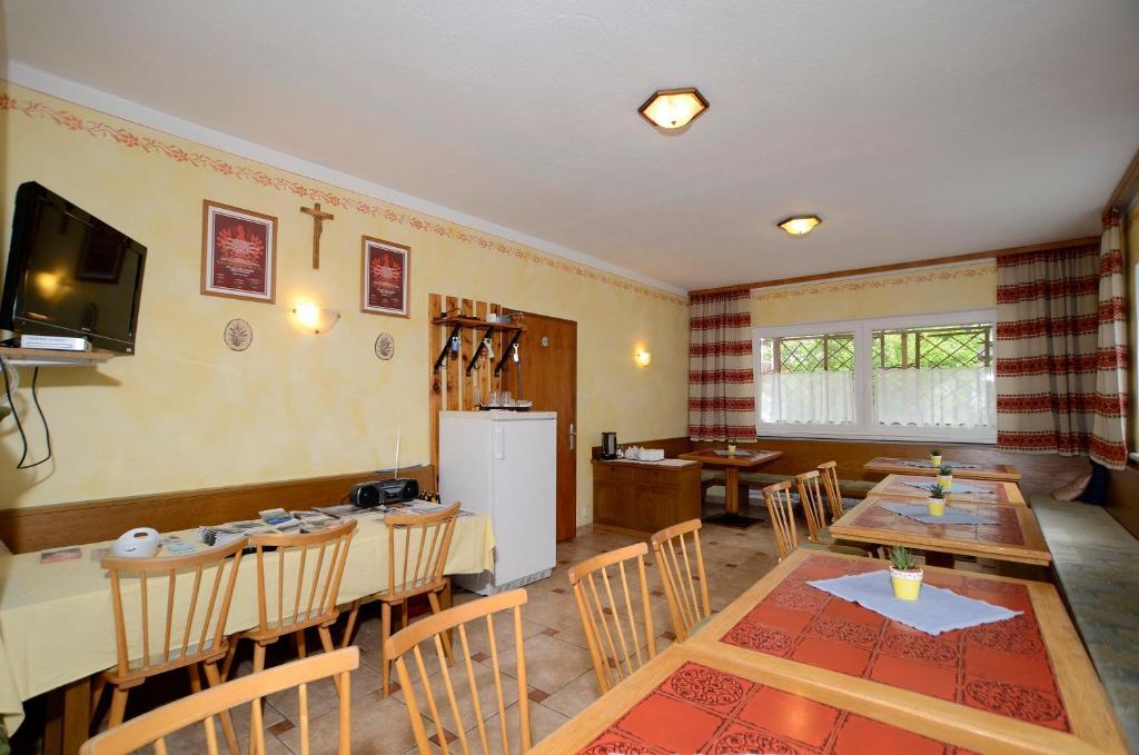 Hotel Haus Gamsblick Umhausen Esterno foto