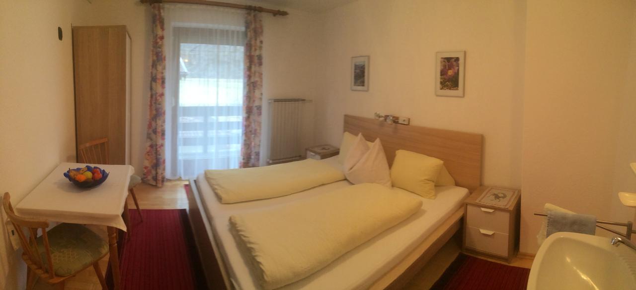 Hotel Haus Gamsblick Umhausen Esterno foto
