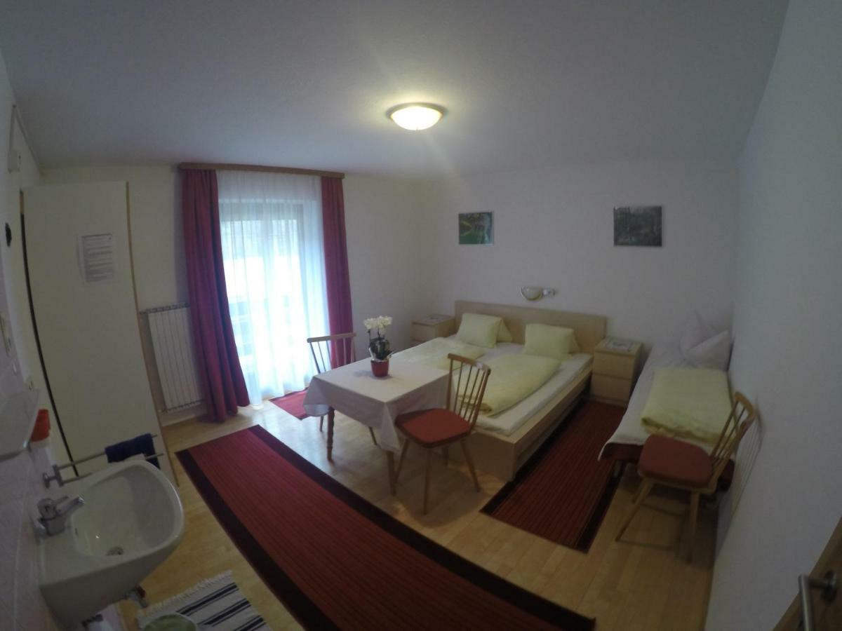Hotel Haus Gamsblick Umhausen Esterno foto